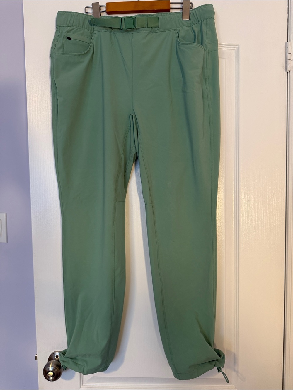 Eddie Bauer Women’s Stretch Green Pants – Size 12